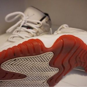 Jordan 11s